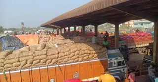সাতক্ষীরার ভোমরা বন্দরে রাজস্ব ঘাটতি, অর্জন মাত্র ৫৩.৯৬ শতাংশ